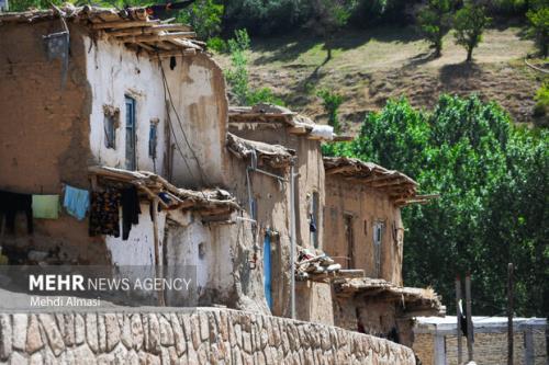 سهم دانش گردشگری در توسعه بازار توریسم ایران